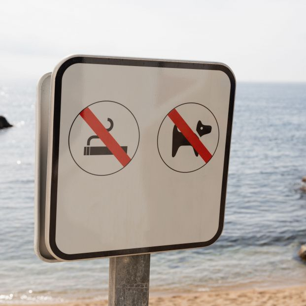 Prohibido fumar en todas las playas de Barcelona desde julio