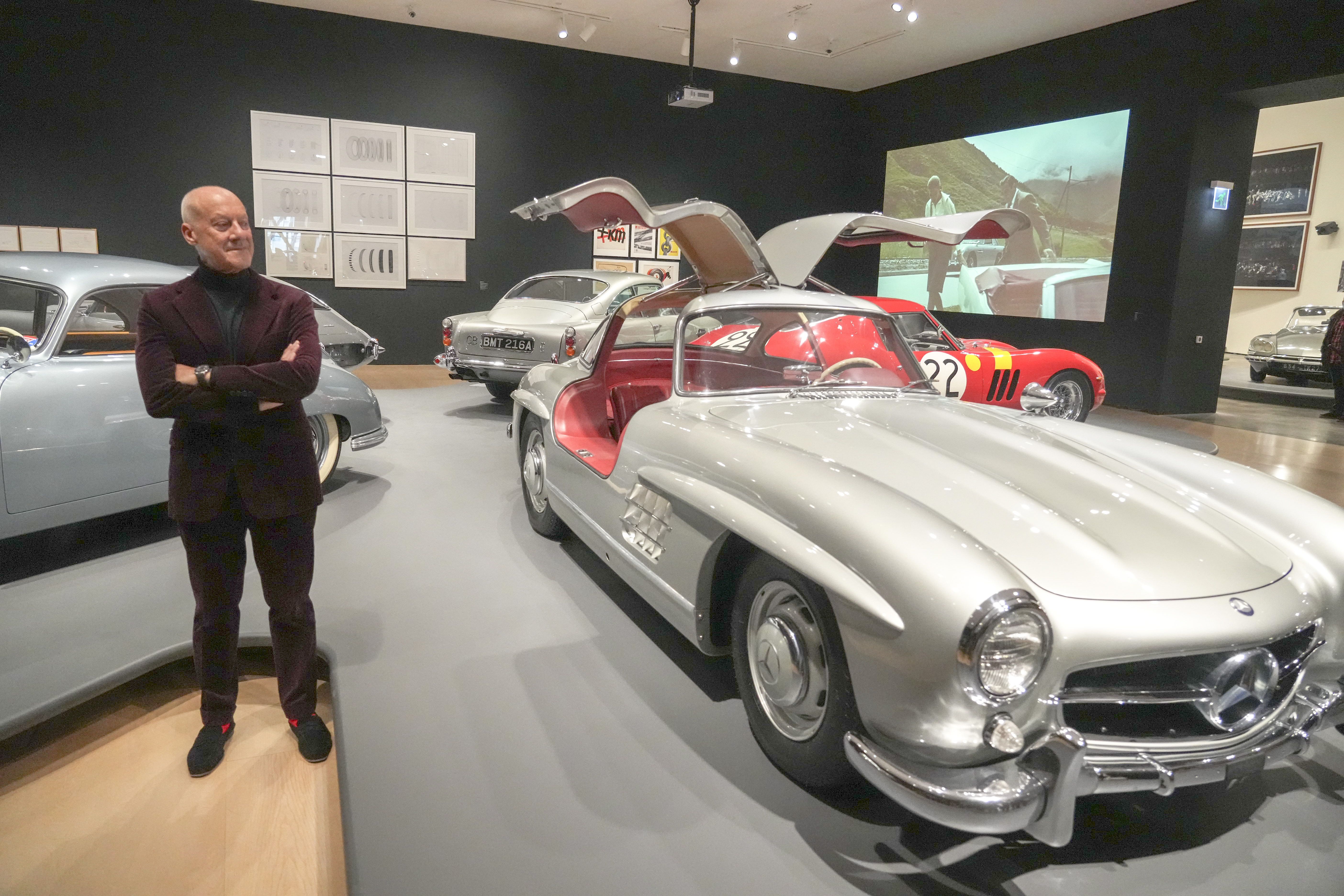 Norman Foster convierte el Guggenheim en el garaje más exclusivo del mundo