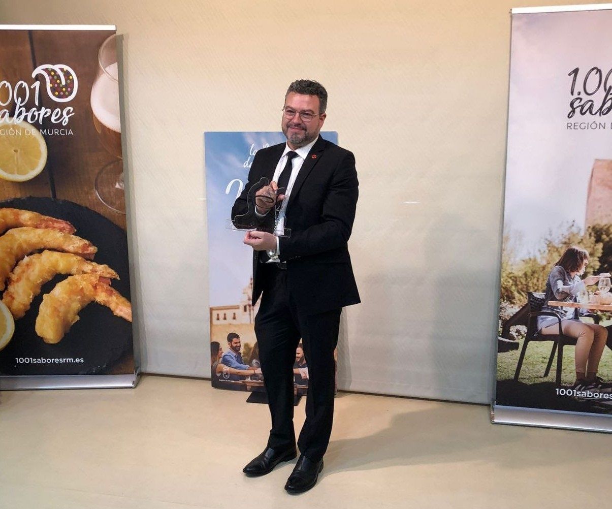 Javier Zapata nombrado mejor sumiller de la Región de Murcia. Foto CARM Javier Zapata nombrado mejor sumiller de la Región de Murcia. Foto CARM