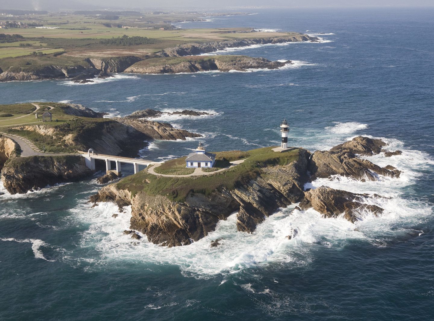 Trenes turísticos de Galicia. Ruta de los faros