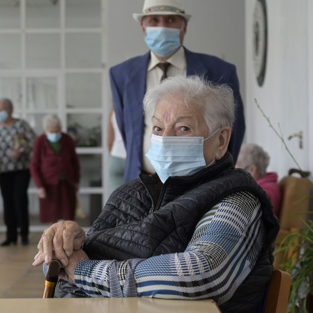 Patronales de Dependencia critican la retirada de las mascarillas en las residencias. Foto: Europa Press