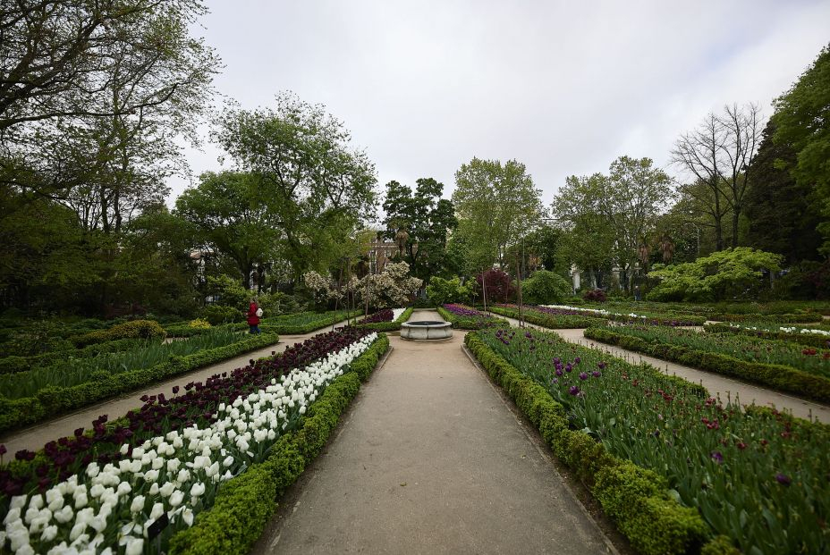 EuropaPress 4400270 tulipanes flor real jardin botanico 23 abril 2022 madrid espana real jardin