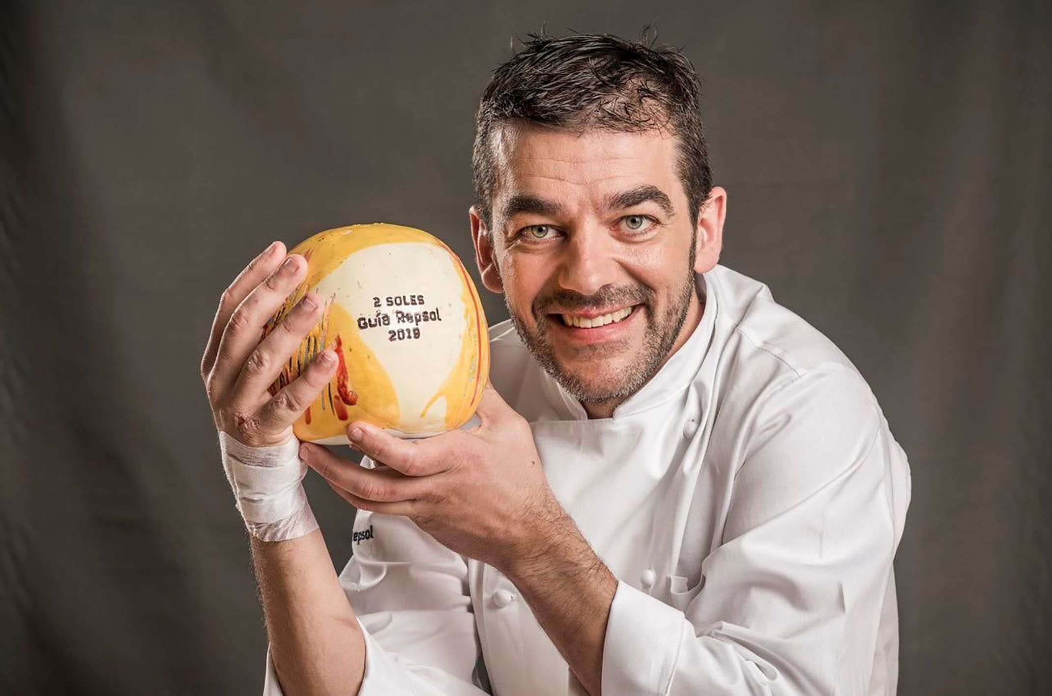 El chef Héctor López es el embajador de 'Sabores de mi Tierra' en Galicia. Foto: Repsol