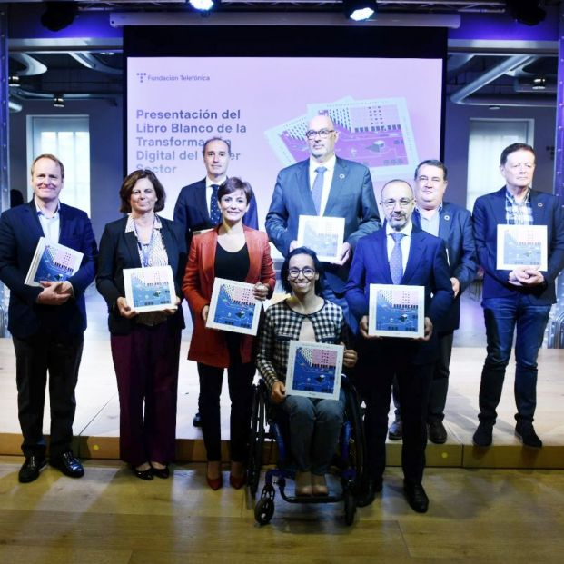 Fundación Telefónica lanza una publicación para acabar con la brecha digital en el Tercer Sector