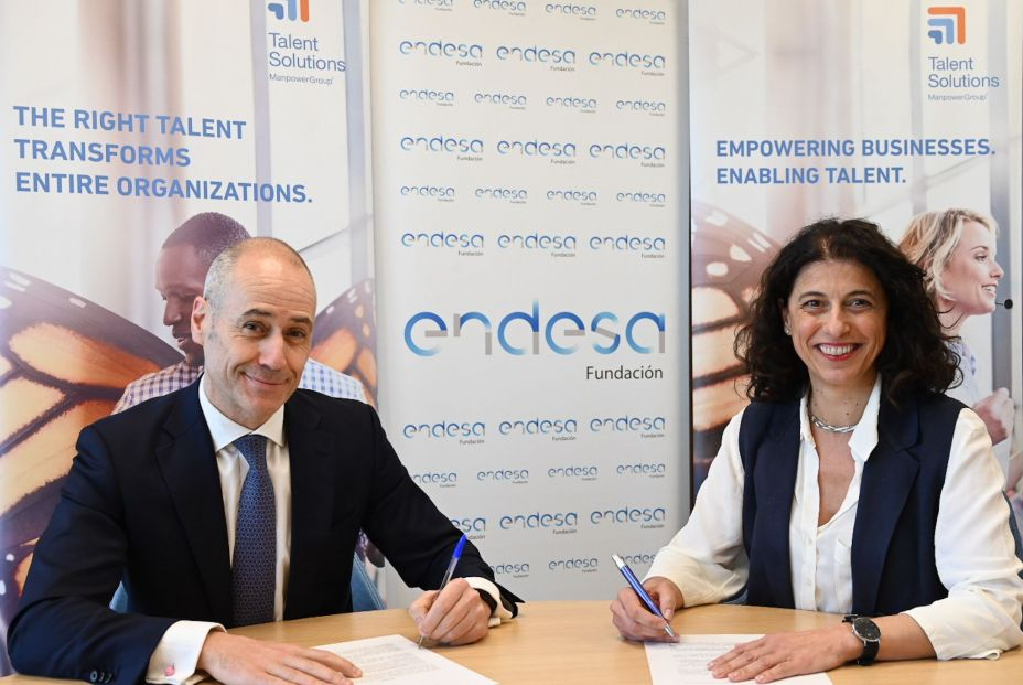 Javier Blanco Director Fundación Endesa y María José Martín Directora General Talent Solutions Right Management Javier Blanco Director Fundación Endesa y María José Martín Directora General Talent Solutions Right Management