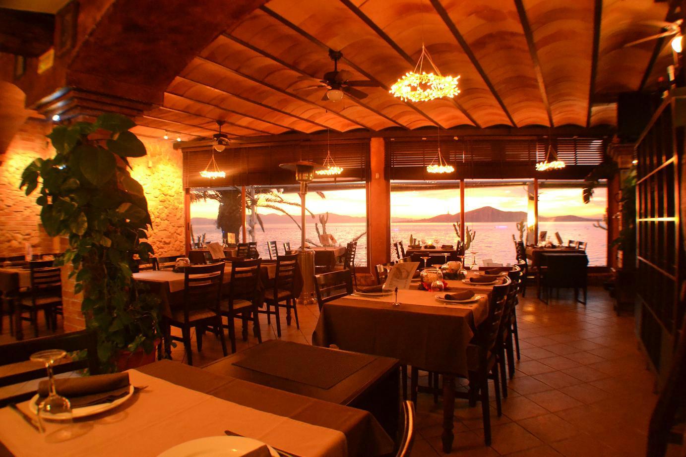 Restaurantes en primera línea de la Región de Murcia: Área Sunset Restaurantes en primera línea de la Región de Murcia: Área Sunset