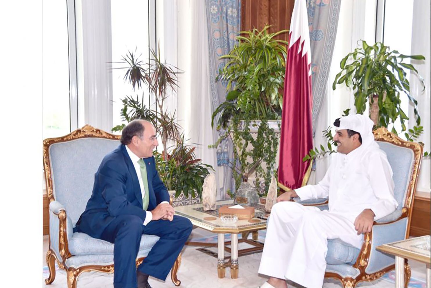Ignacio Galán y el emir Al Thani se reúnen para fortalecer lazos entre España y Qatar