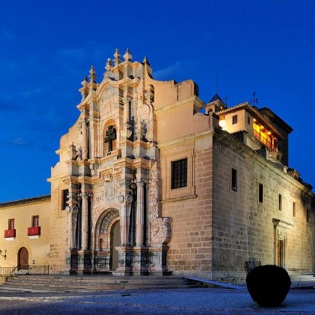 Visita el centro histórico de Caravaca de la Cruz y prueba sus famosas yemas