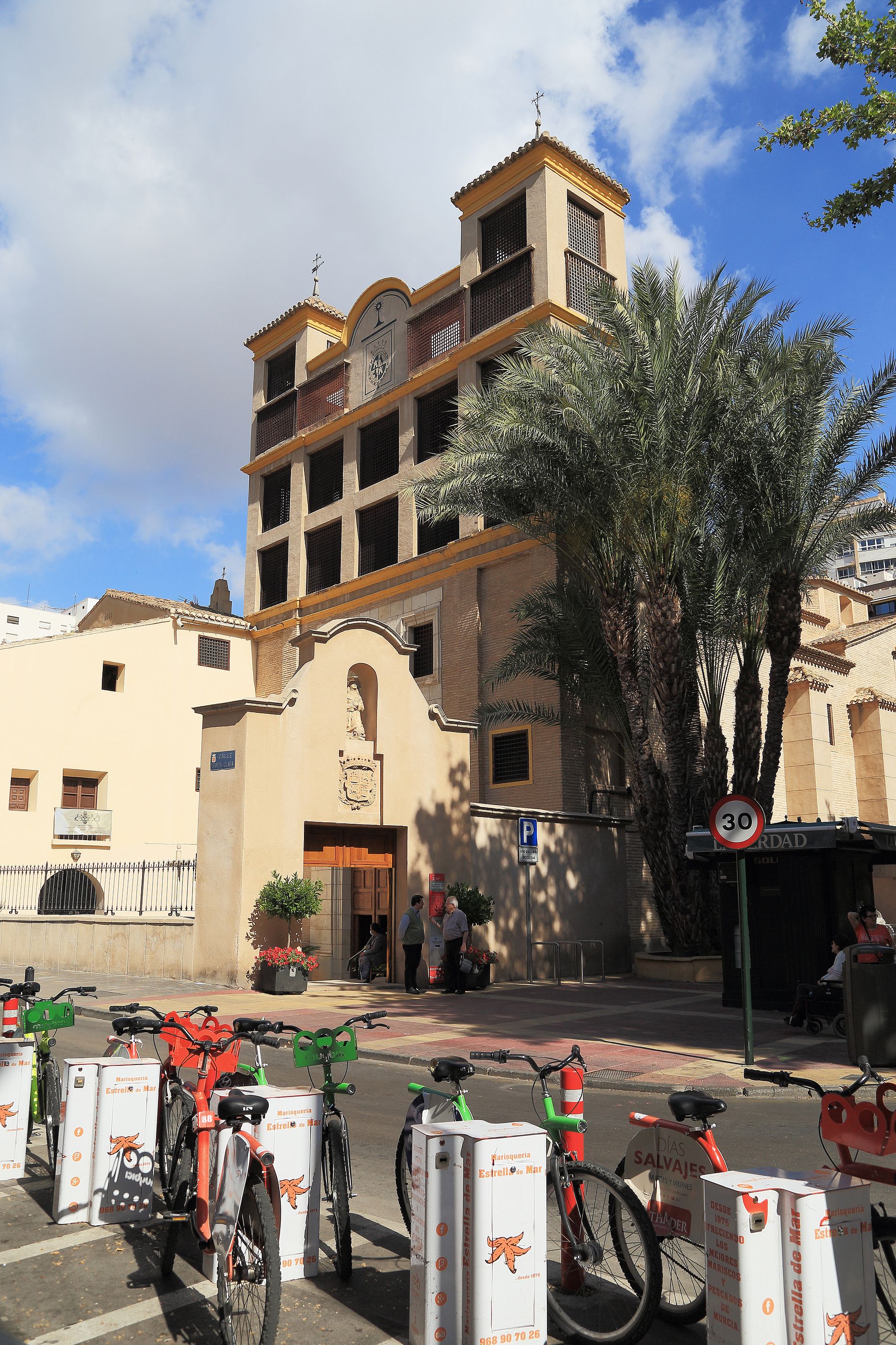 Ruta por museos y restaurantes de la capital de la Región de Murcia. Foto: bigstock