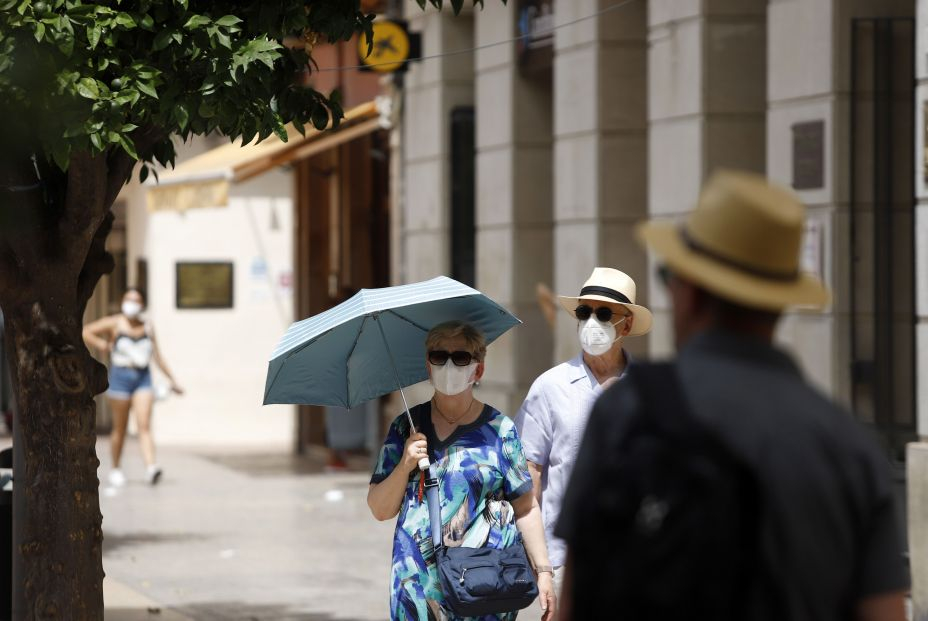 Así afectan las altas temperaturas a la salud de las personas mayores. Foto: Europa Press