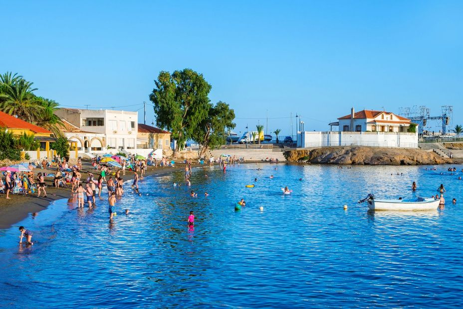 El INE anuncia que el número de turistas que visitaron la Región de Murcia en abril creció un 119 % FOTO: Bigstock MAZARRON El INE anuncia que el número de turistas que visitaron la Región de Murcia en abril creció un 119 % FOTO: Bigstock MAZARRON