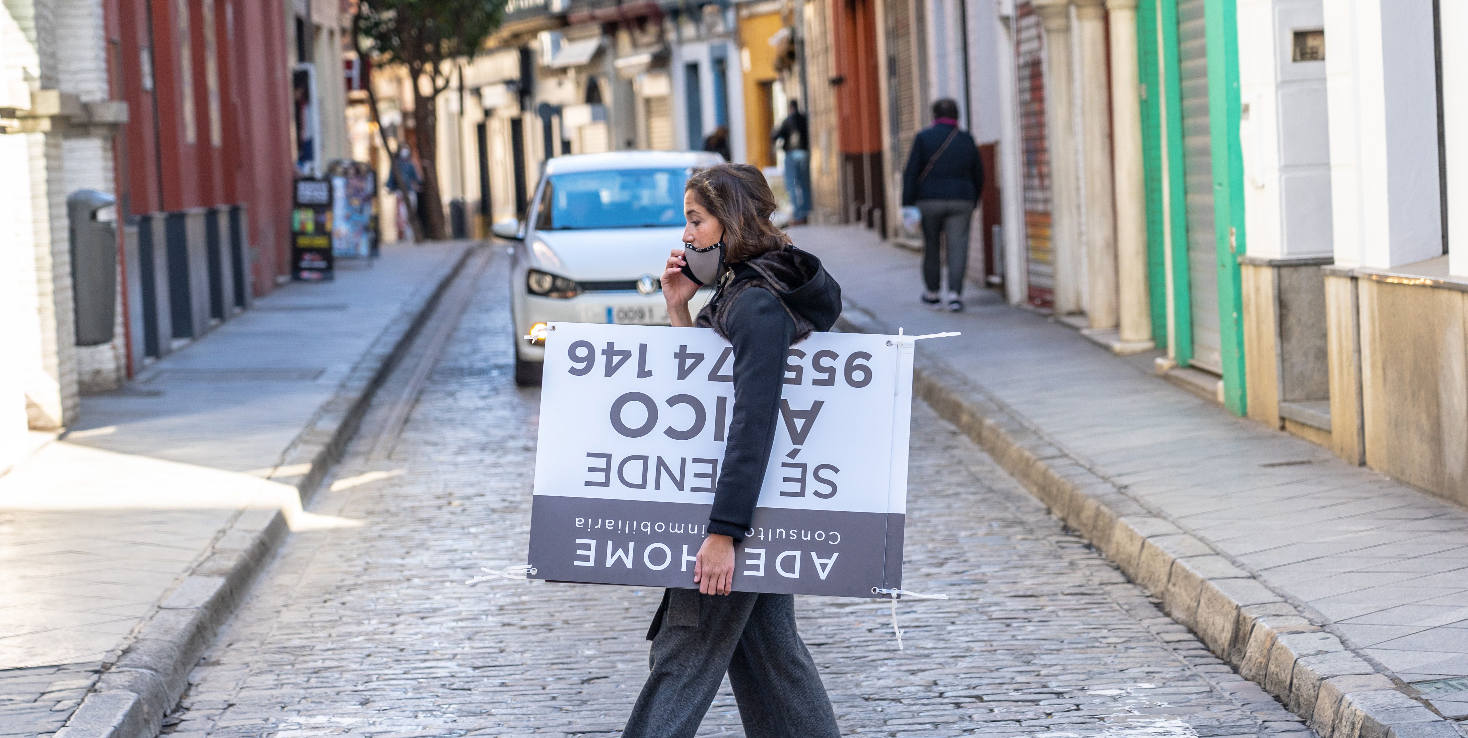 Expertos alertan: "Muchos 'baby boomers' tendrán que vender sus casas para completar la pensión"