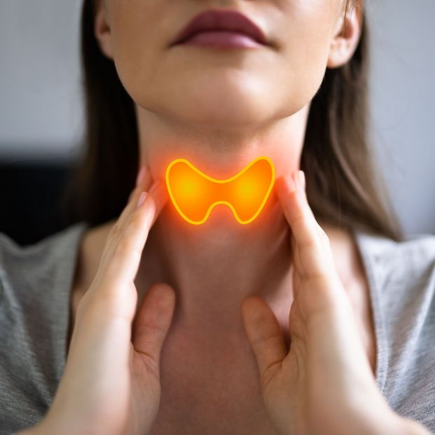 El Covid puede dejar inflamaciones en la tiroides durante un año