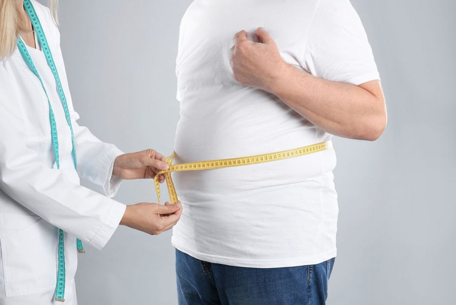 Publican un protocolo para el manejo integral de la obesidad en personas de más de 65 años