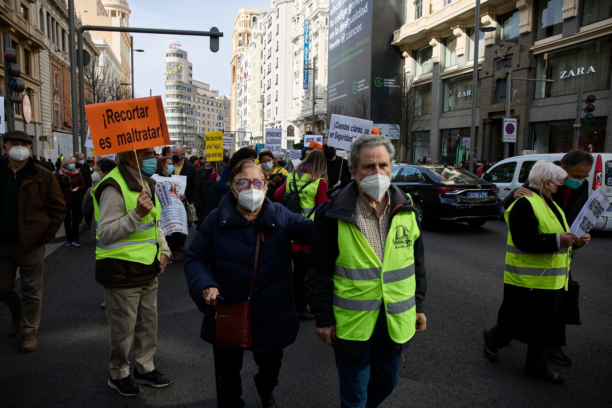 Contar toda la vida laboral rebajaría la cuantía de la pensión, aunque beneficiaría al sistema