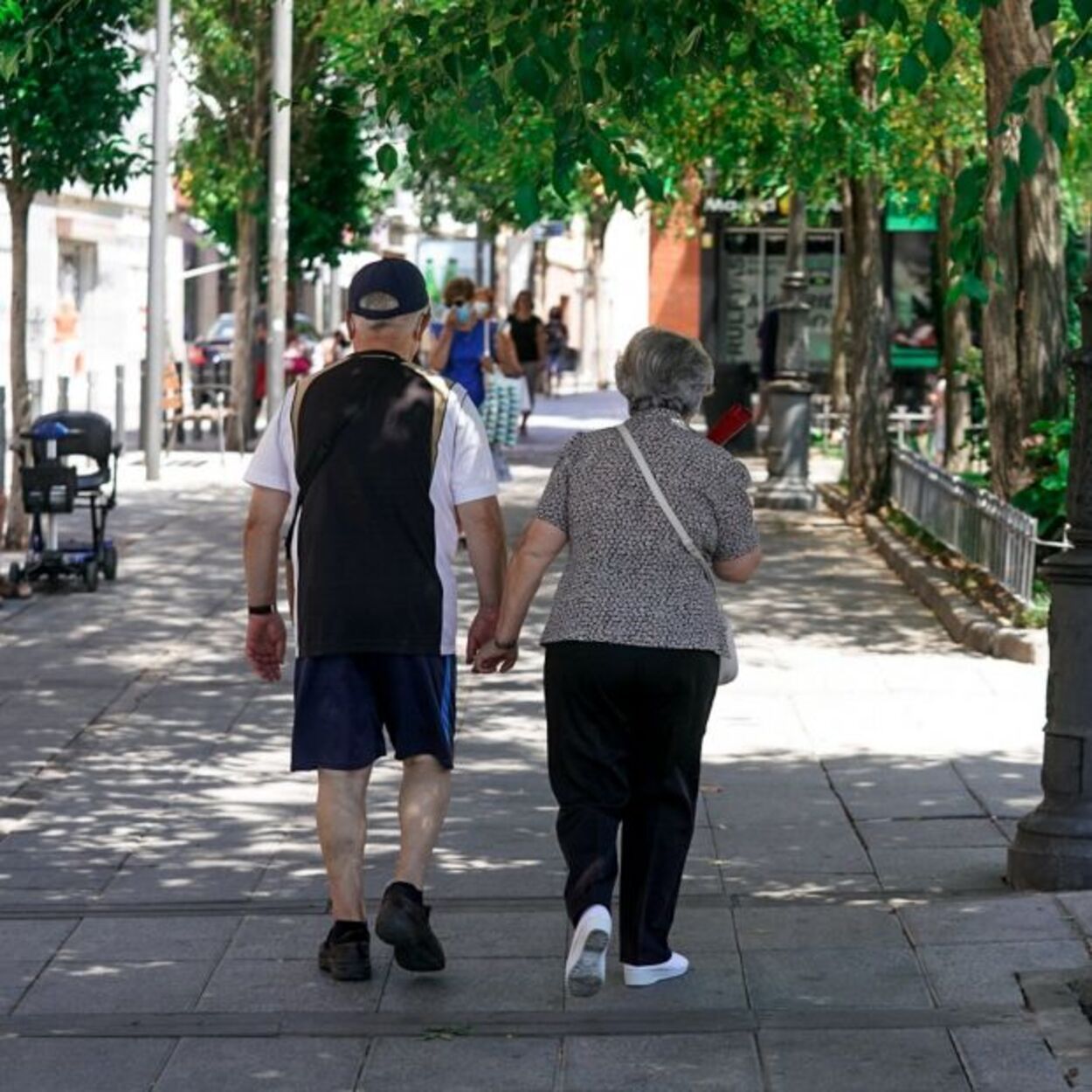 Castilla y León ultima dos leyes para proteger los derechos de los mayores