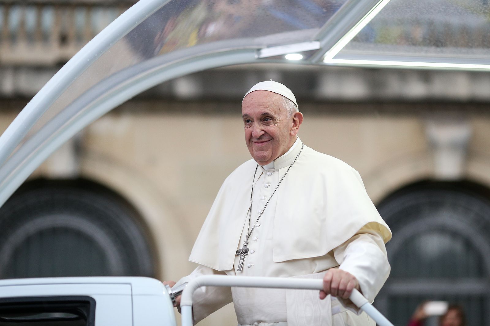 El Papa: "La Providencia no significa esperar que lluevan del cielo las soluciones a los problemas".