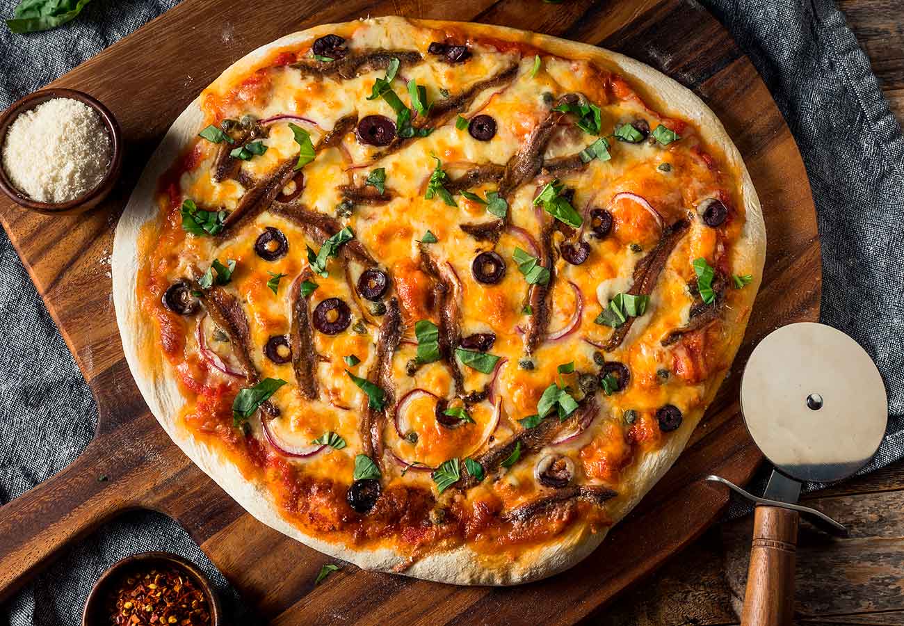 Pizza casera con anchoas. Foto: bigstock