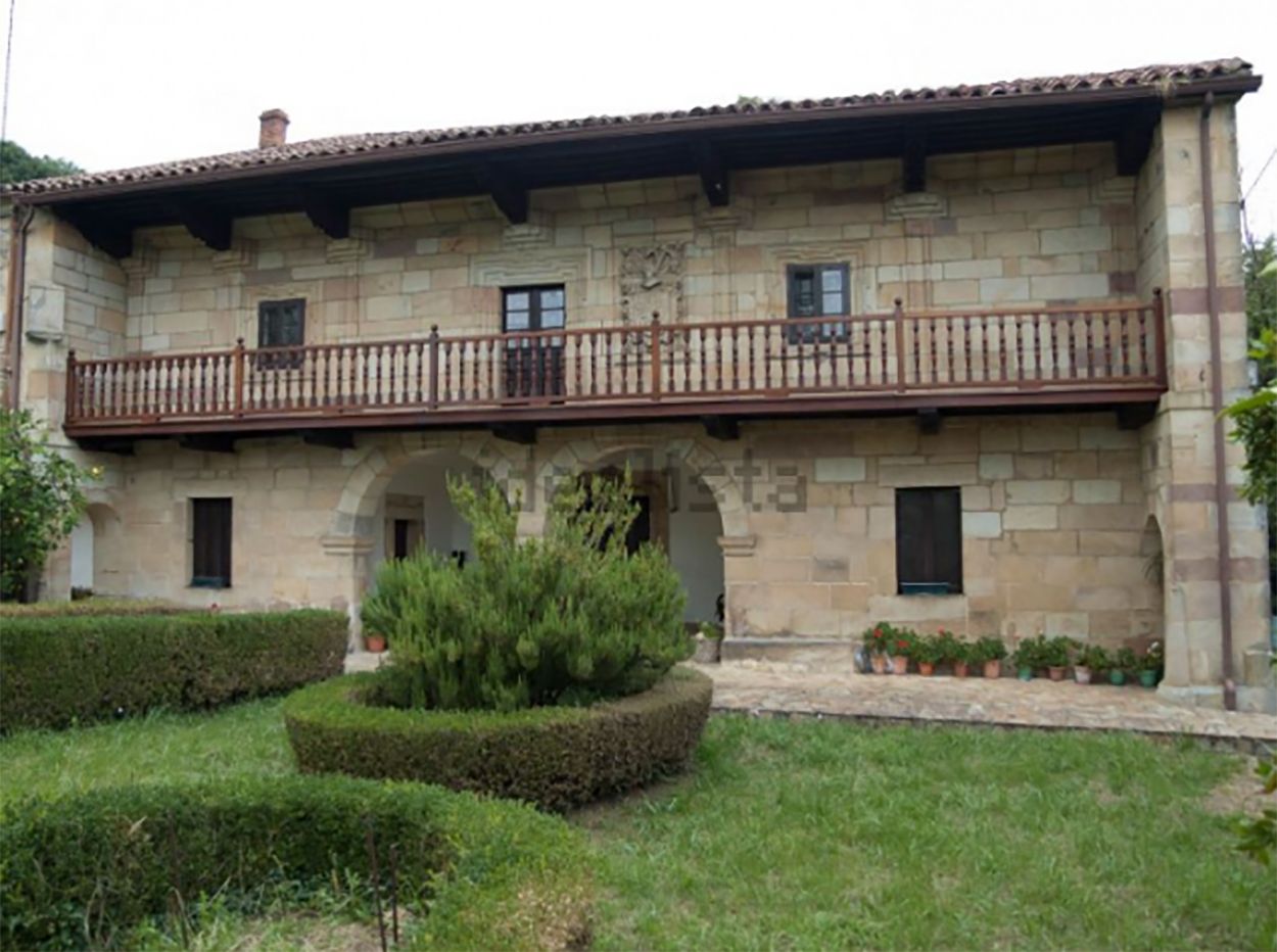 La espectacular casona de Calderón de la Barca en Cantabria, a la venta por 250.000 euros