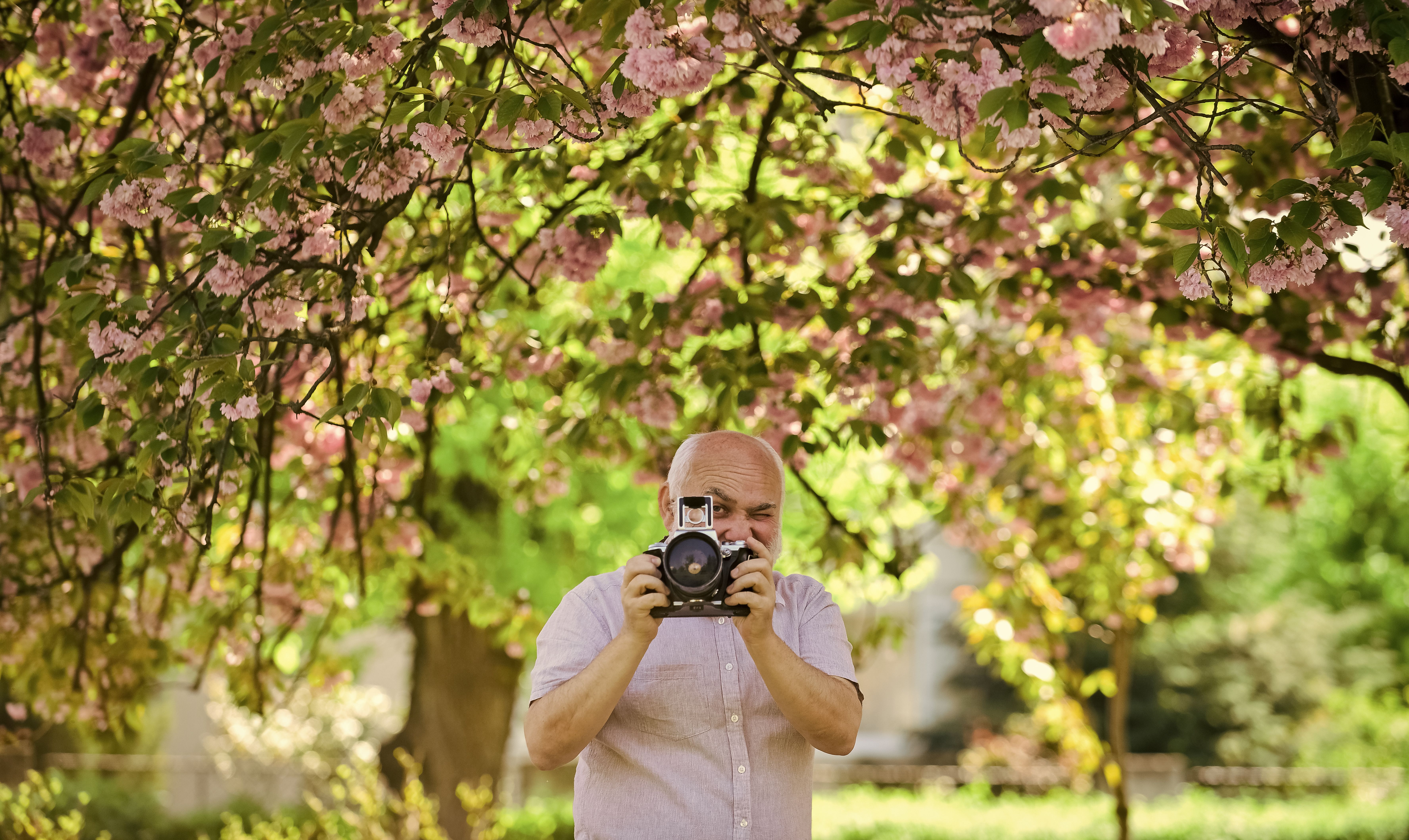 Murcia lanza su II Concurso de Fotografía Social para impulsar las relaciones intergeneracionales. Foto: Bigstock