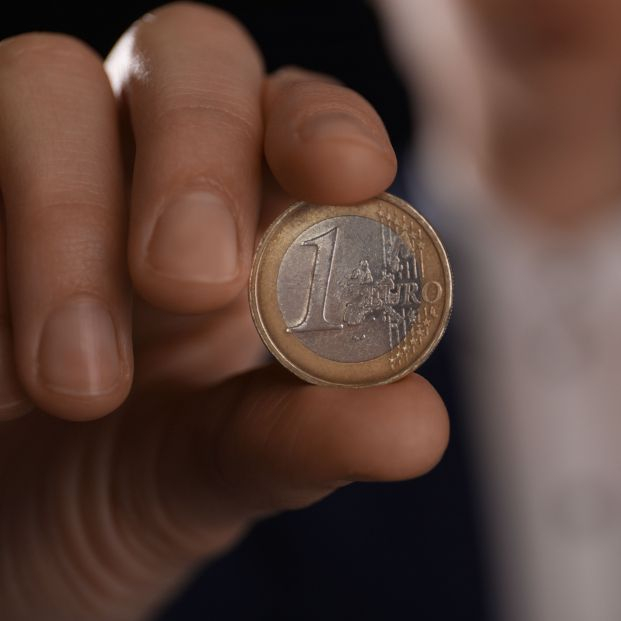 Rebusca en tu bolsillo: si tienes esta moneda de 1 euro podrías ganar mucho dinero