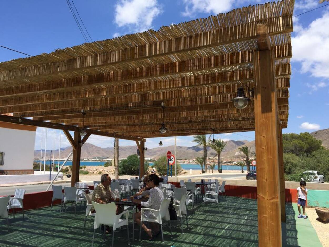 Restaurantes en primera línea de playa en la Región de Murcia la Azohía