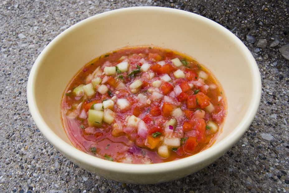 Cómo hacer pipirrana, la receta más fresca del verano. Foto: Wikimedia