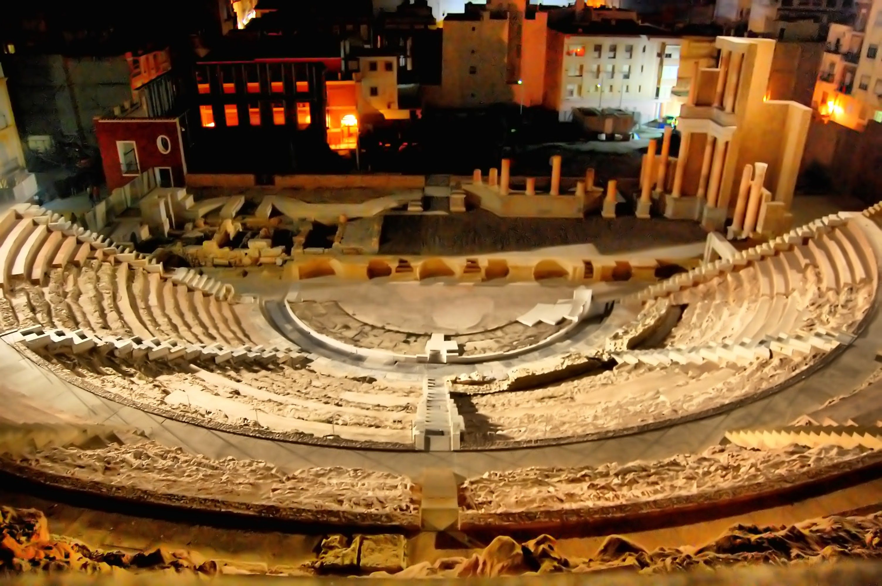 Cartagena organiza visitas nocturnas a su espectacular Teatro Romano. Foto: Turismo de Cartagena
