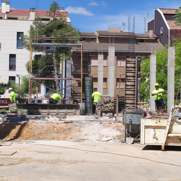 España debe invertir entre 900 y 1.400 millones anuales en residencias para cumplir con la OMS España debe invertir entre 900 y 1.400 millones anuales en residencias para cumplir con la OMS