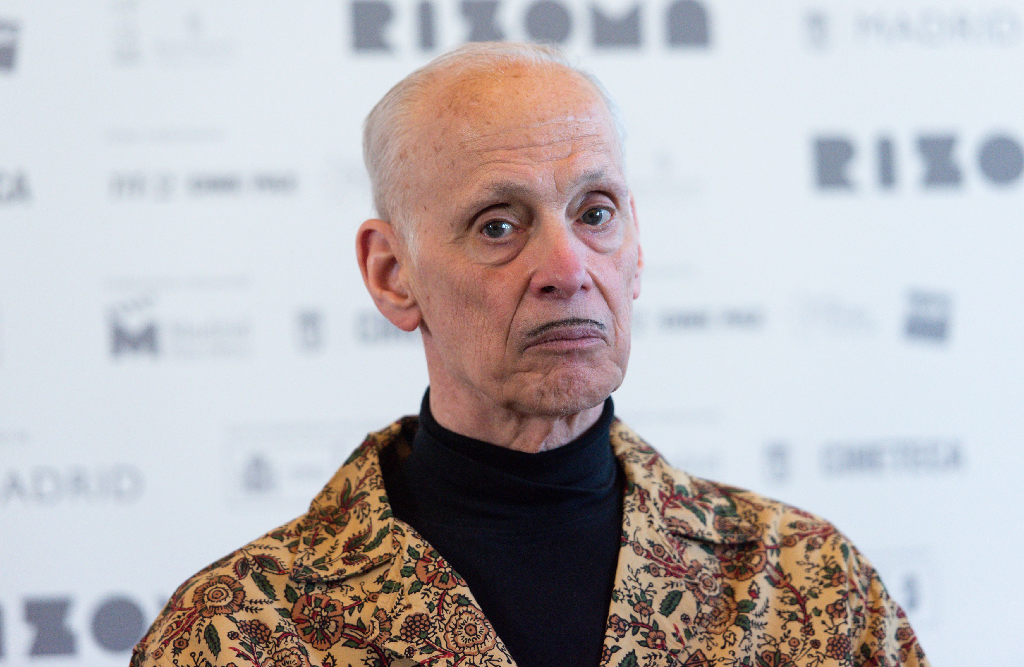 John Waters: "Lo peor de los tiroteos en EEUU es que son los pobres los que disparan a los pobres"