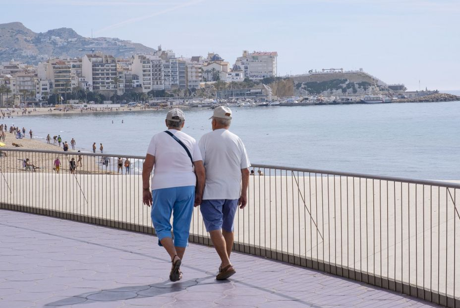 Los hoteleros piden al Gobierno una reunión urgente: "Los viajes del Imserso están obsoletos"