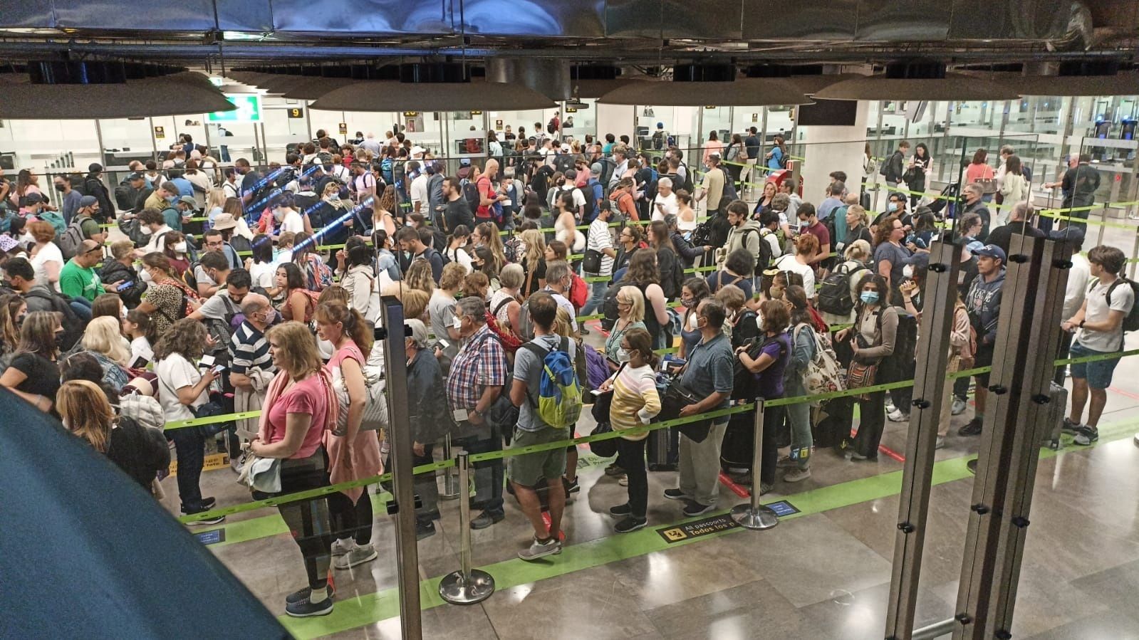 Cómo reclamar en caso de haber perdido vuelos por culpa de las colas en los aeropuertos