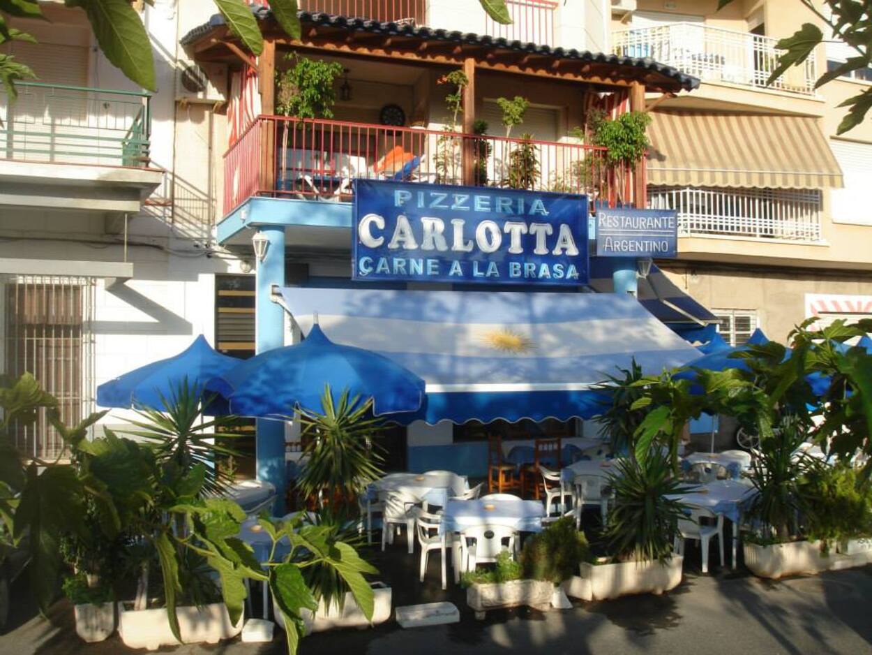 Restaurantes en primera línea de playa en la Región de Murcia: Pizzeria Carlotta