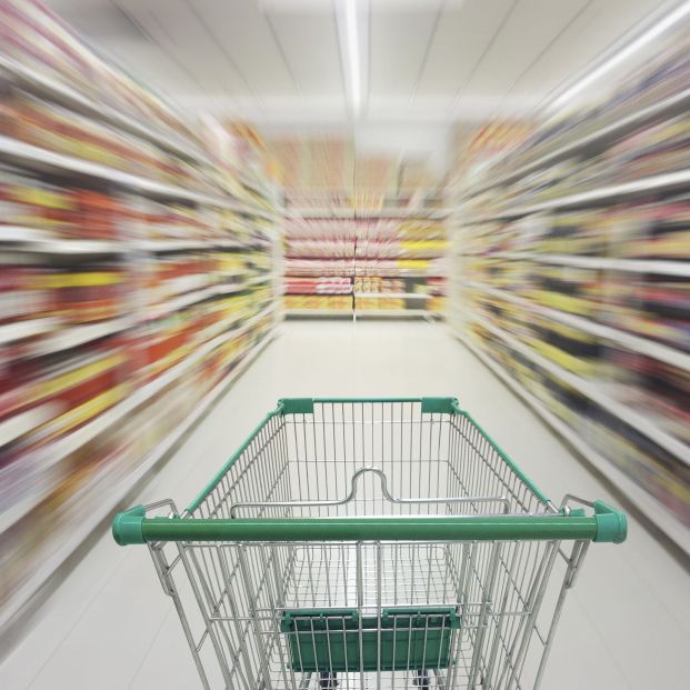 Descubre los trucos que usan los supermercados para que gastes más