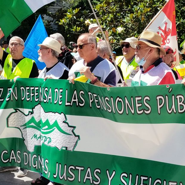 "Es urgente subir las pensiones públicas un 6% desde julio", reclama el MADPP