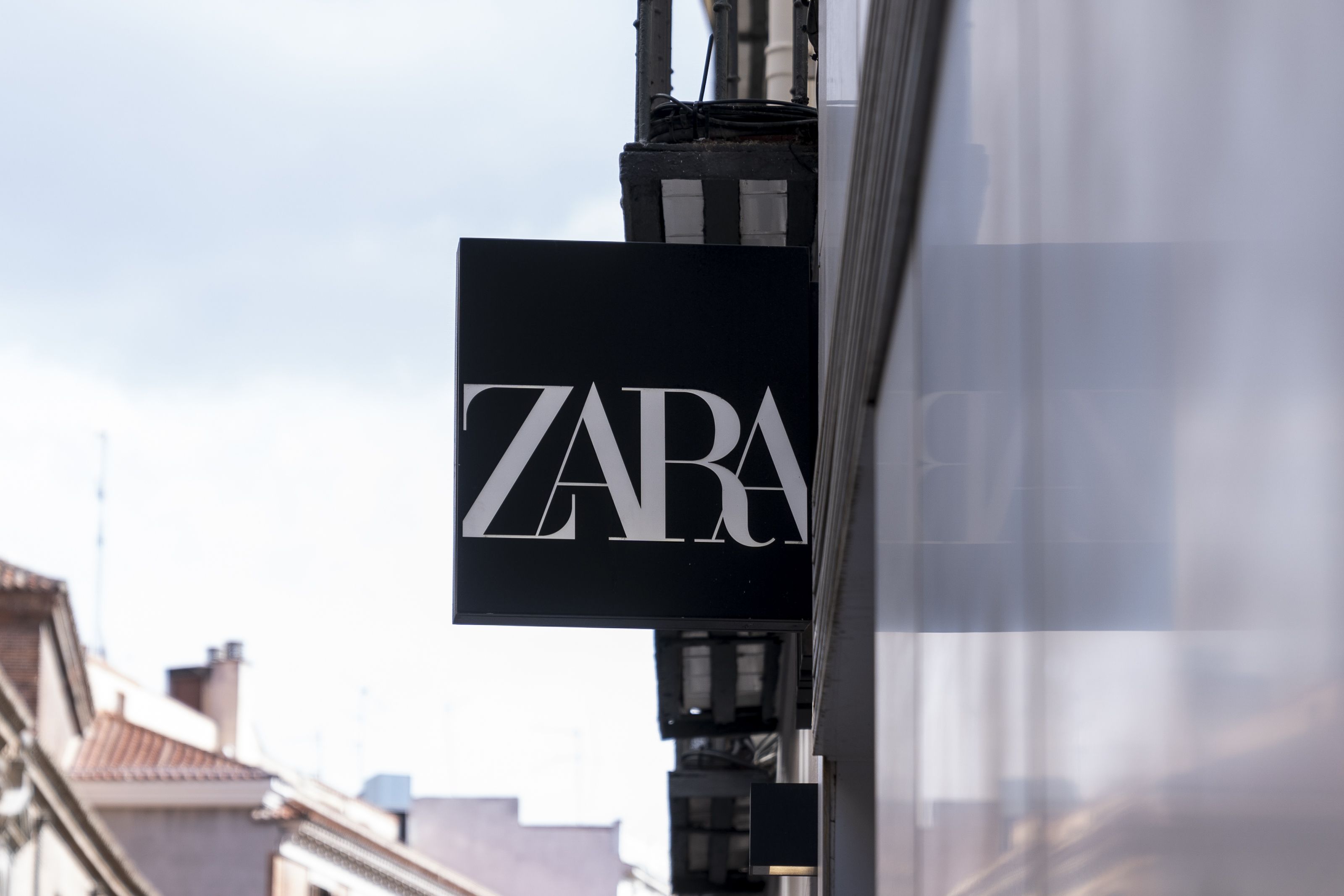 El truco para saber qué prendas estarán rebajadas este verano en Zara