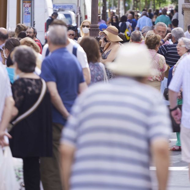 Los mayores de 65 años son ya el 20% de la población española, casi el doble que hace 40 años. Envejecimiento