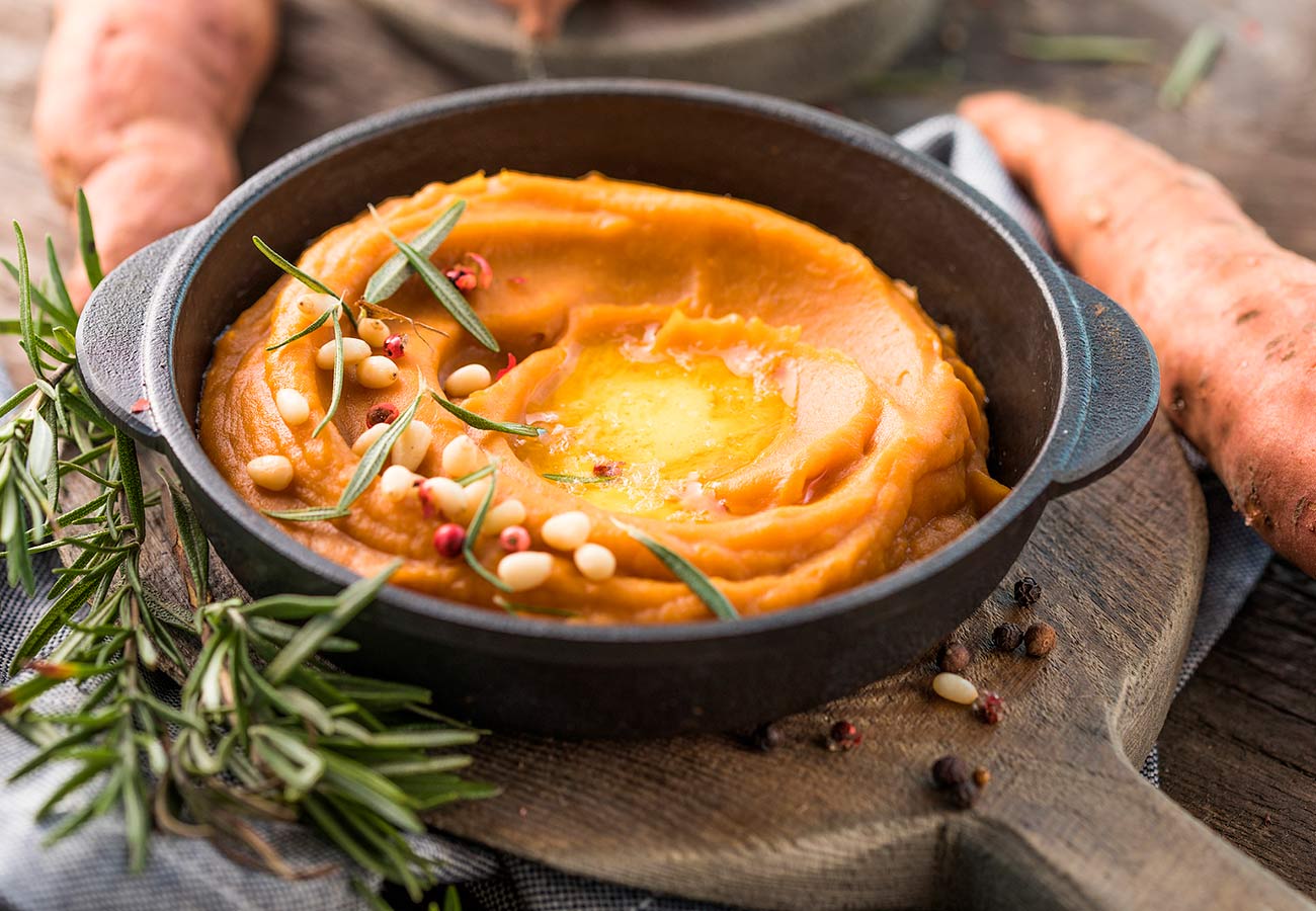 Receta de dip o hummus de boniato. Foto: Bigstock