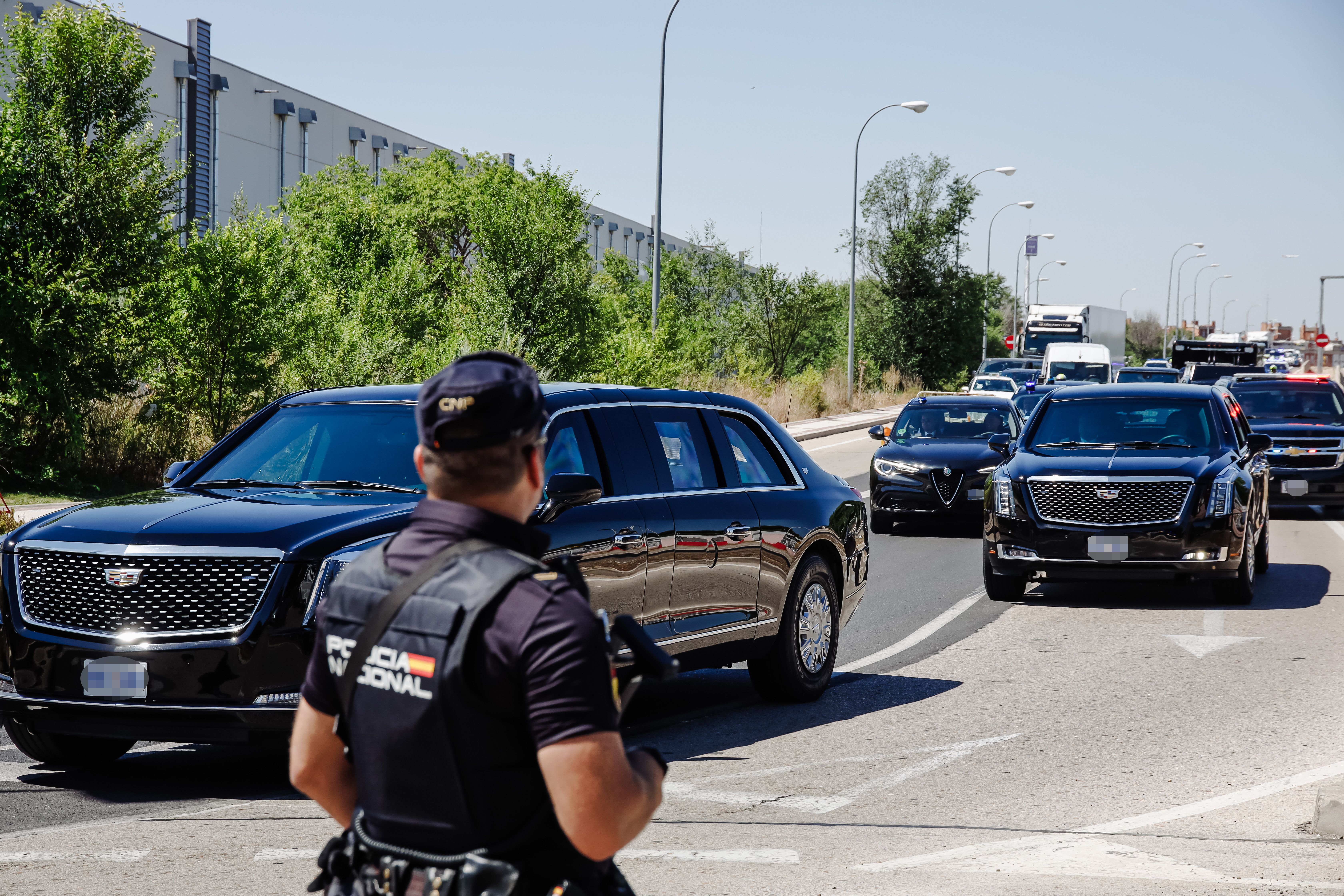 Así es 'La Bestia', la limusina blindada de Biden resistente a ataques químicos y a bombas