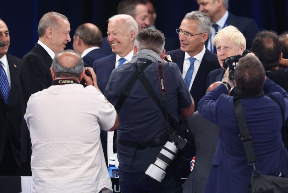 El presidente de Turquía, Recep Tayyip Erdogan; el presidente de Estados Unidos, Joe Biden, el primer ministro británico, Boris Johnson, y el secretario general de la OTAN, Jens Stoltenberg, en la Cumbre de la OTAN de Madrid