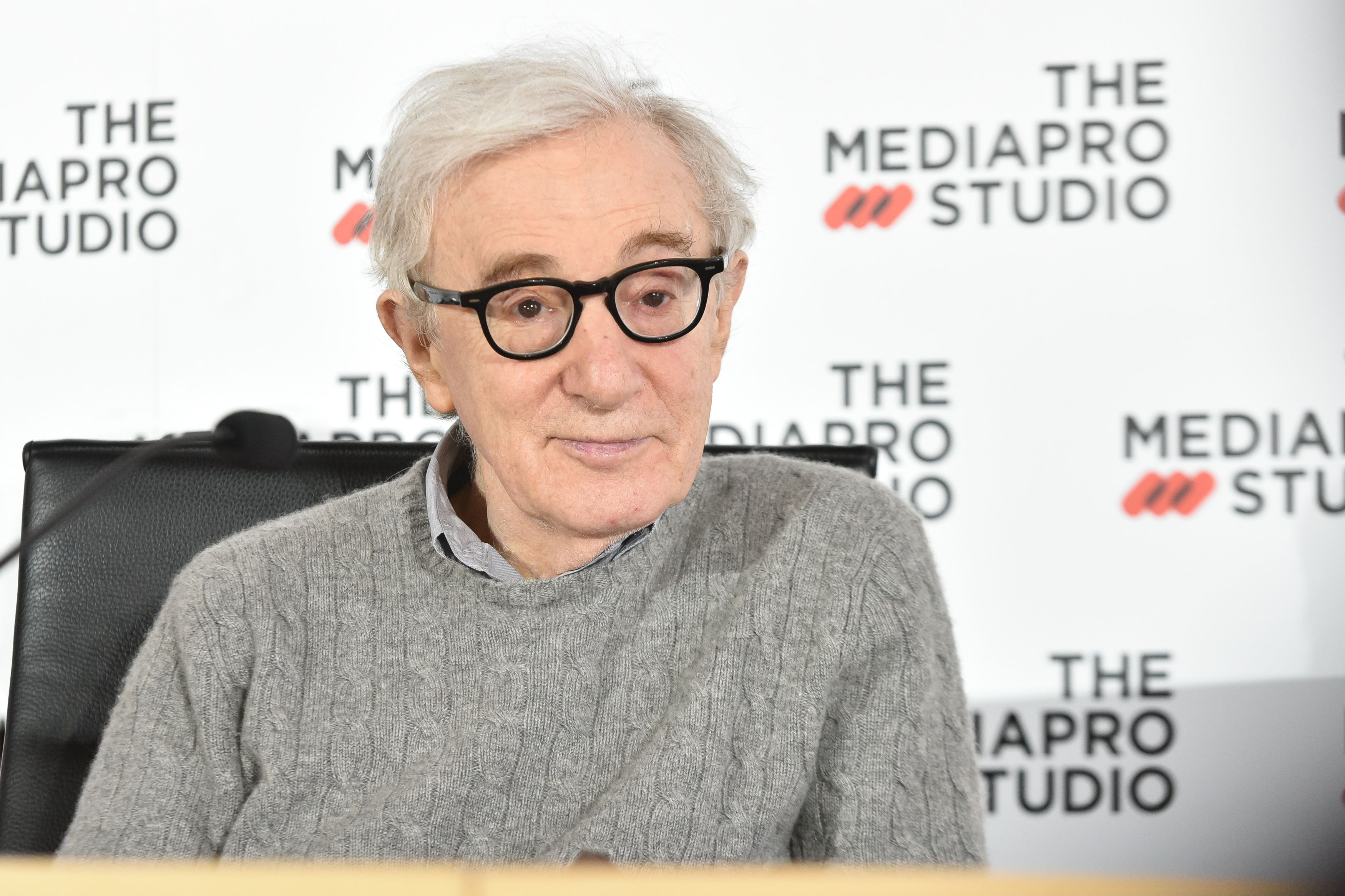 Woody Allen piensa en su jubilación: "Ya no lo disfruto tanto, la emoción se ha ido"