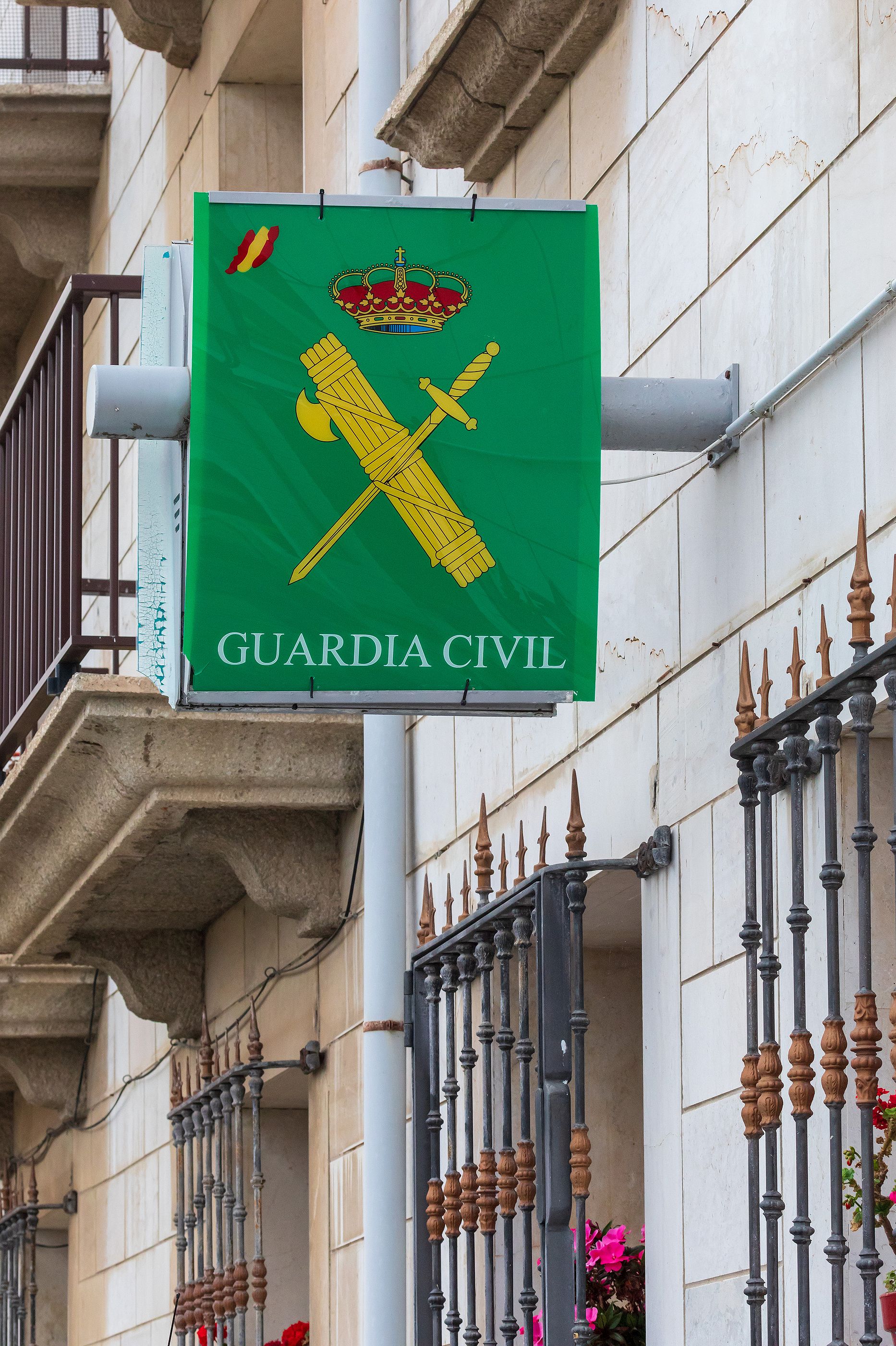 La Guardia Civil se apunta a la cita previa