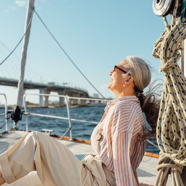 Los mayores de Cádiz podrán disfrutar un año más de los paseos en barco por la Bahía. Foto: Bigstock