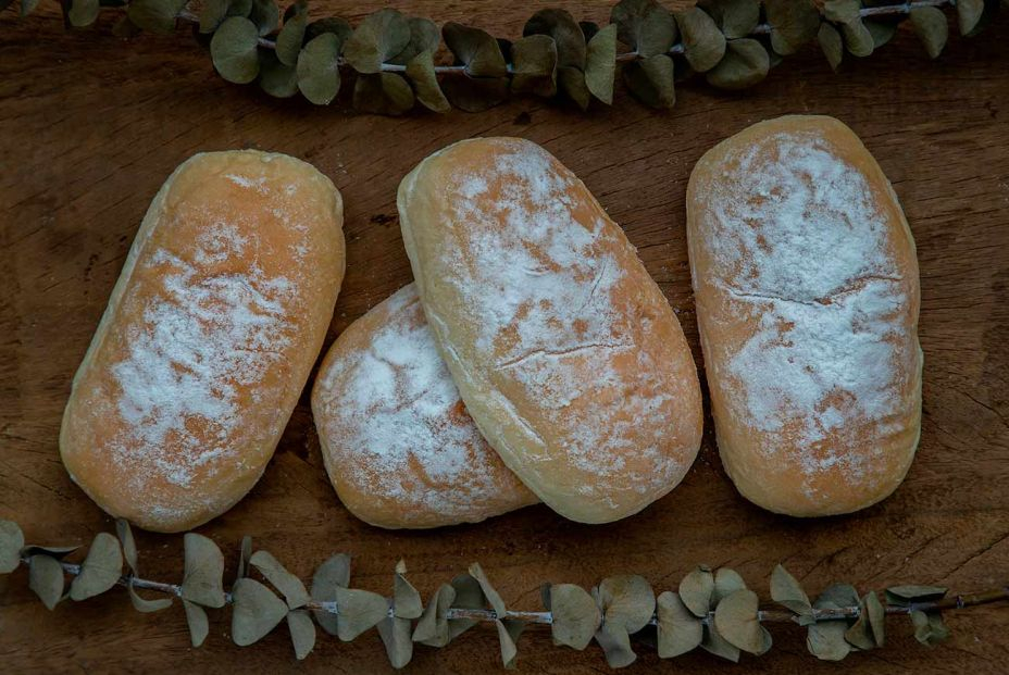 Receta tradicional de tortas de mosto de Moratalla. Foto: Bigstock