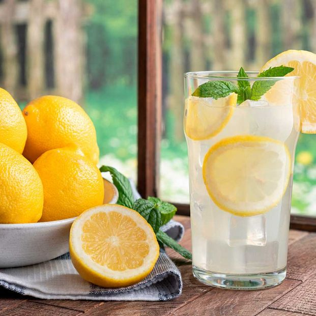 Receta de limonada casera: ¡fácil, refrescante y deliciosa!. Foto: Bigstock