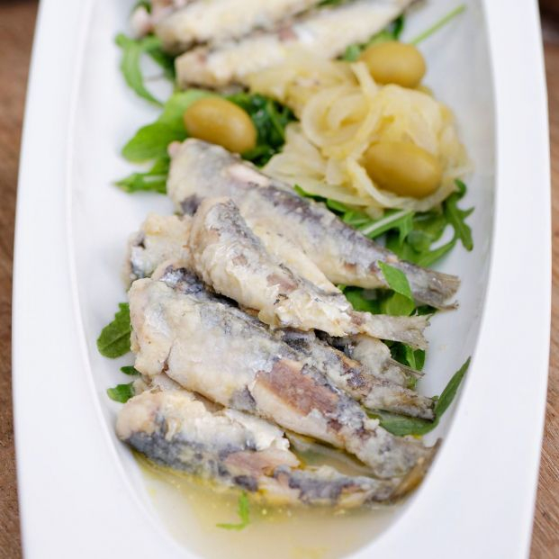 Receta de sardinas en escabeche suave. Foto: Bigstock
