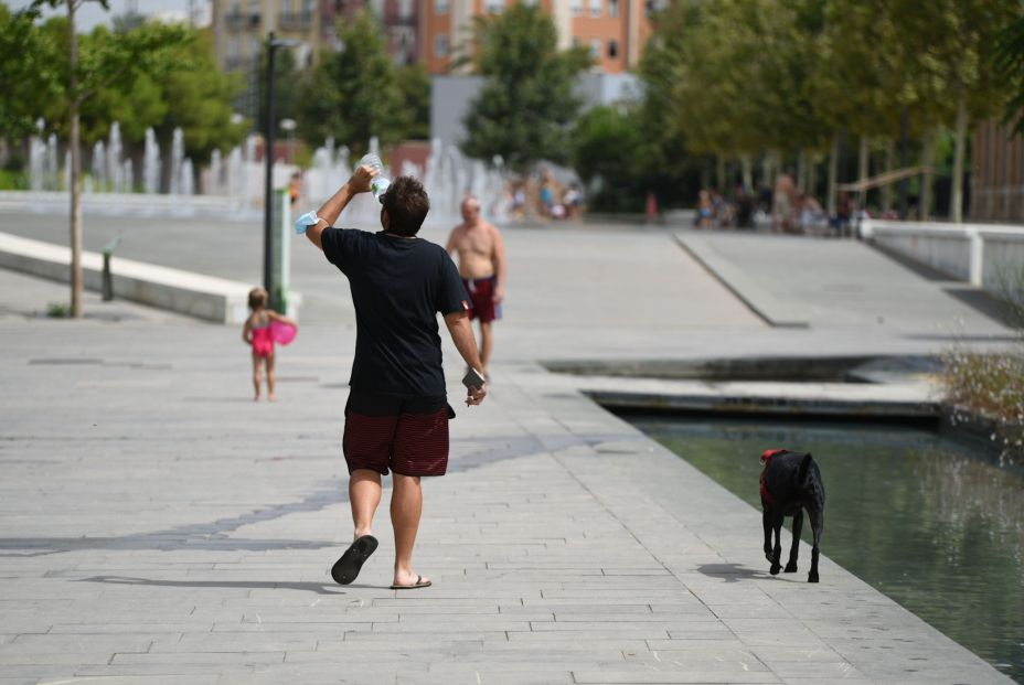 Llega la segunda ola de calor del verano, con máximas que rozarán los 45 grados/ corrupción Llega la segunda ola de calor del verano, con máximas que rozarán los 45 grados/ corrupción