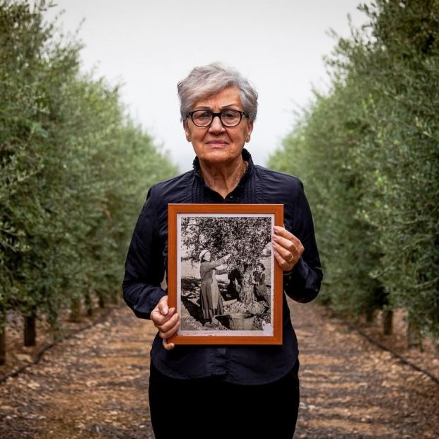 Winston Van Huges, ganador del gran premio de fotografía "Vidas longevas", de CENIE