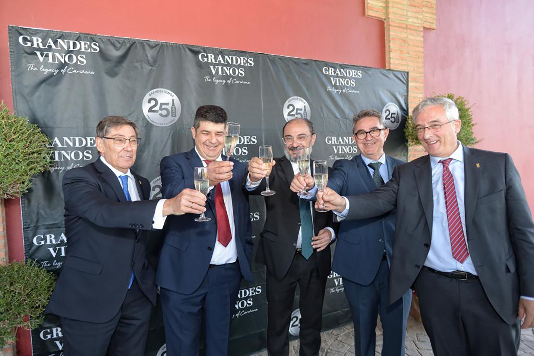 La bodega Grandes Vinos celebra sus 25 años de unión