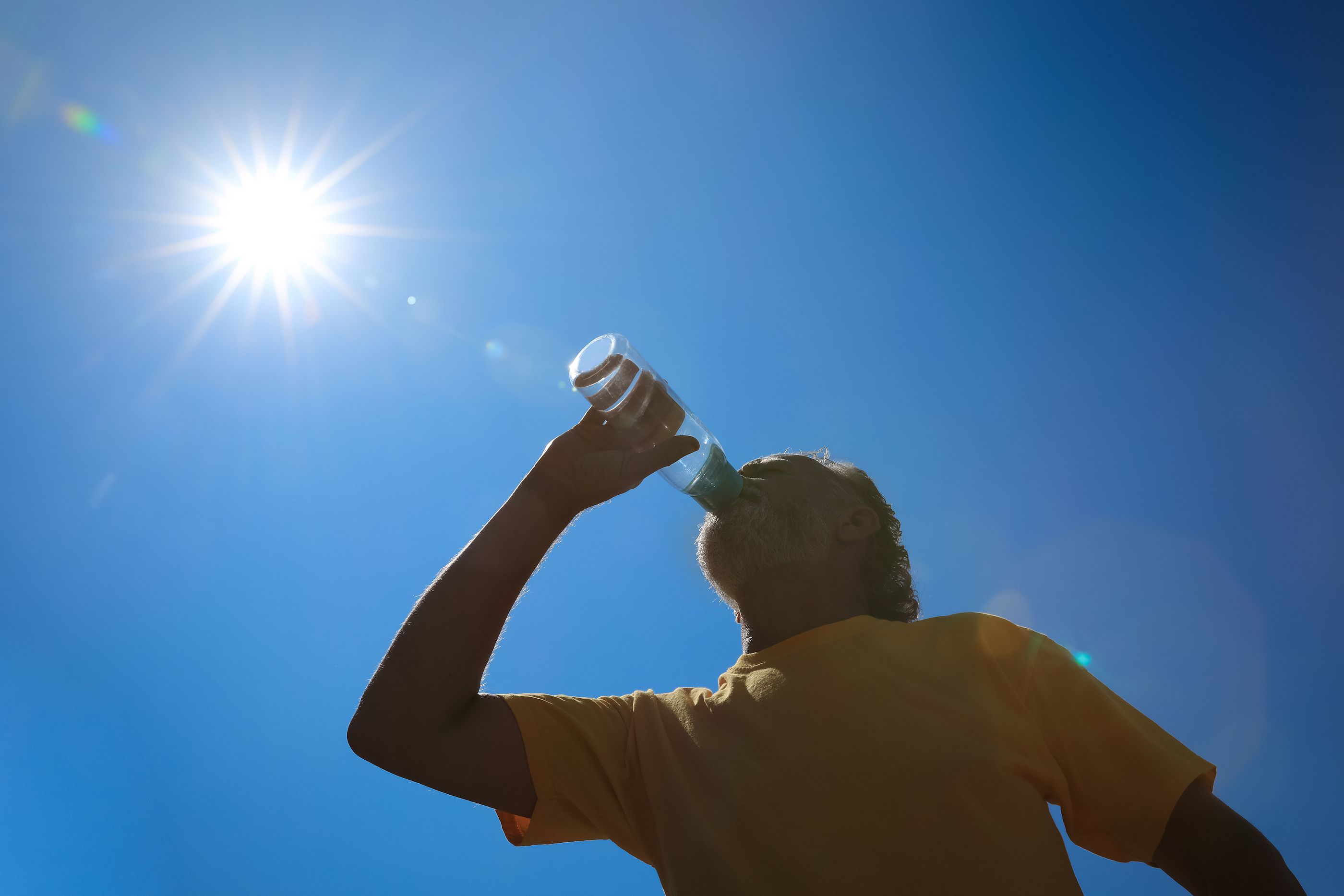 Hiponatremia, otro problema de salud frecuente (y desconocido) de las olas de calor